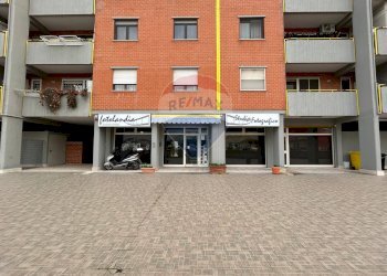 Foto 2 - Commercial Premises amburgo, Aprilia - photo 2