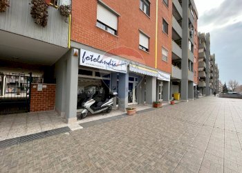 Foto 3 - Commercial Premises amburgo, Aprilia - photo 3