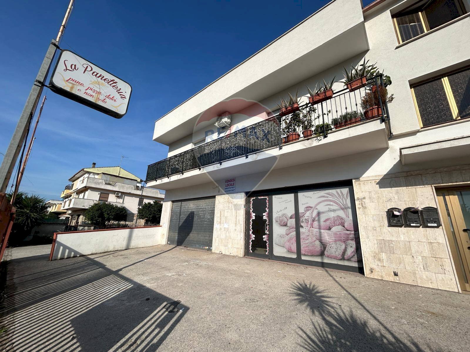 Foto 1 - Commercial Premises toscanini
 
53, Aprilia - photo 1