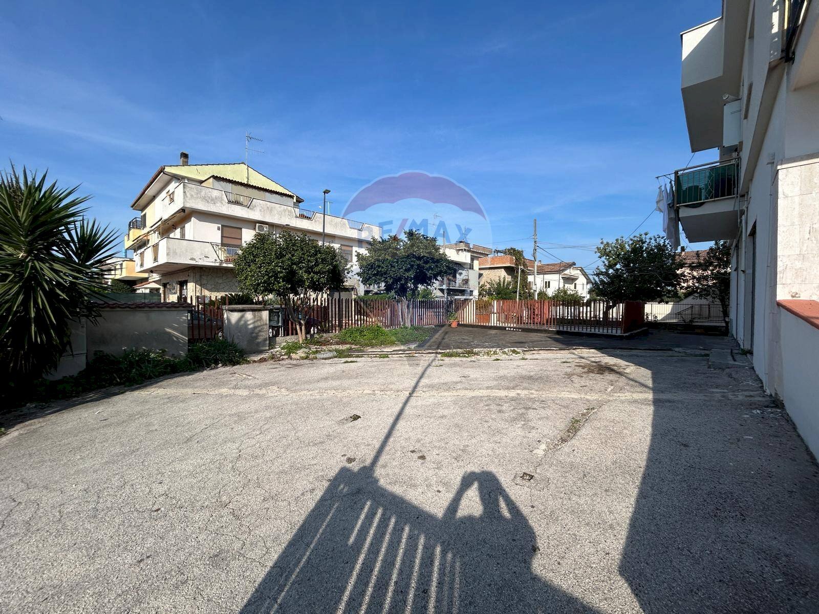 Foto 3 - Commercial Premises toscanini
 
53, Aprilia - photo 3