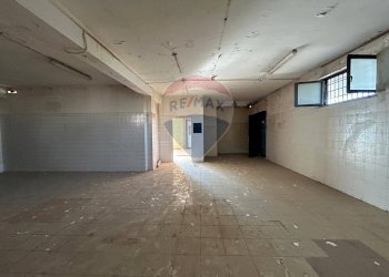 Foto 15 - Commercial Premises toscanini
 
53, Aprilia - photo 15