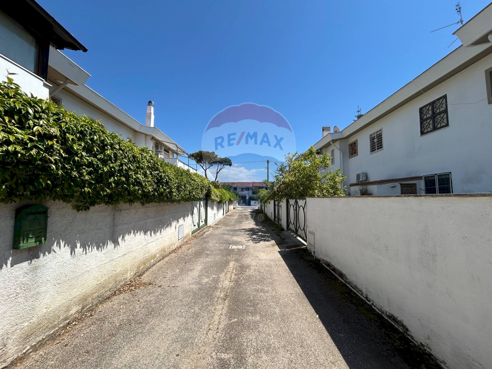 Foto 2 - Villa a Schiera Via Dei faggi
 
37, Anzio - foto 2