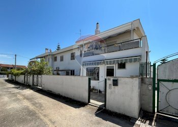 Foto 1 - Villa a Schiera Via Dei faggi
 
37, Anzio - foto 1