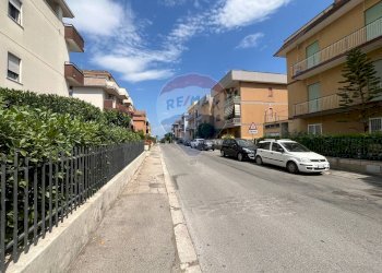 Foto 4 - Three-room apartment via molise
 
2, Aprilia - photo 4