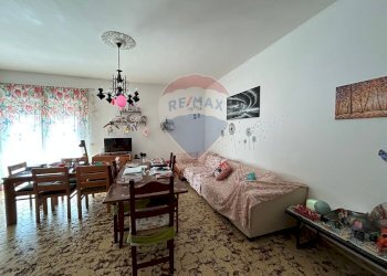 Foto 12 - Three-room apartment via molise
 
2, Aprilia - photo 12