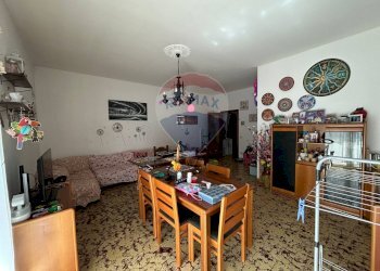 Foto 14 - Three-room apartment via molise
 
2, Aprilia - photo 14
