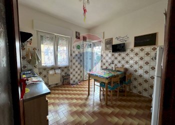 Foto 23 - Three-room apartment via molise
 
2, Aprilia - photo 23