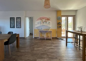 Sala da pranzo - Three-room apartment via fiume
 
16, Aprilia - photo 2