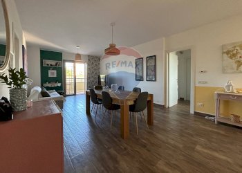 Sala da pranzo - Three-room apartment via fiume
 
16, Aprilia - photo 3