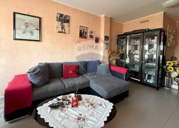 Soggiorno - Trilocale Via Lione
 
1, Aprilia - foto 3