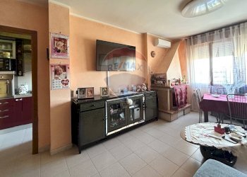 Cucina - Trilocale Via Lione
 
1, Aprilia - foto 4