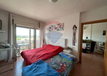 Camera / camera da letto - Two-room apartment VIA STRADIVARI
 
6 D, Aprilia - photo 16