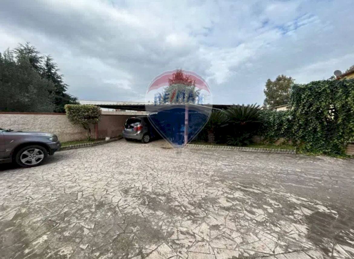 Non correlato - Casa semi indipendente via nettunense
 
112, Aprilia - foto 3