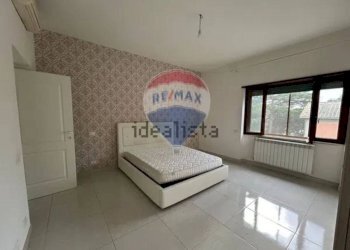 Camera / camera da letto - Casa semi indipendente via nettunense
 
112, Aprilia - foto 12