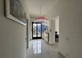 Stanza vuota - Casa semi indipendente via nettunense
 
112, Aprilia - foto 21