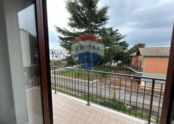 Balcone - Casa semi indipendente via nettunense
 
112, Aprilia - foto 26