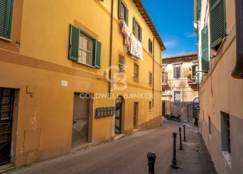 Foto 2 - Quadrilocale Via San Leonardo
 
3, Tarquinia - foto 2