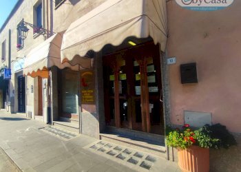 Foto 4 - Locale Commerciale Corso Vittorio Emanuele
 
10, Manziana - foto 4