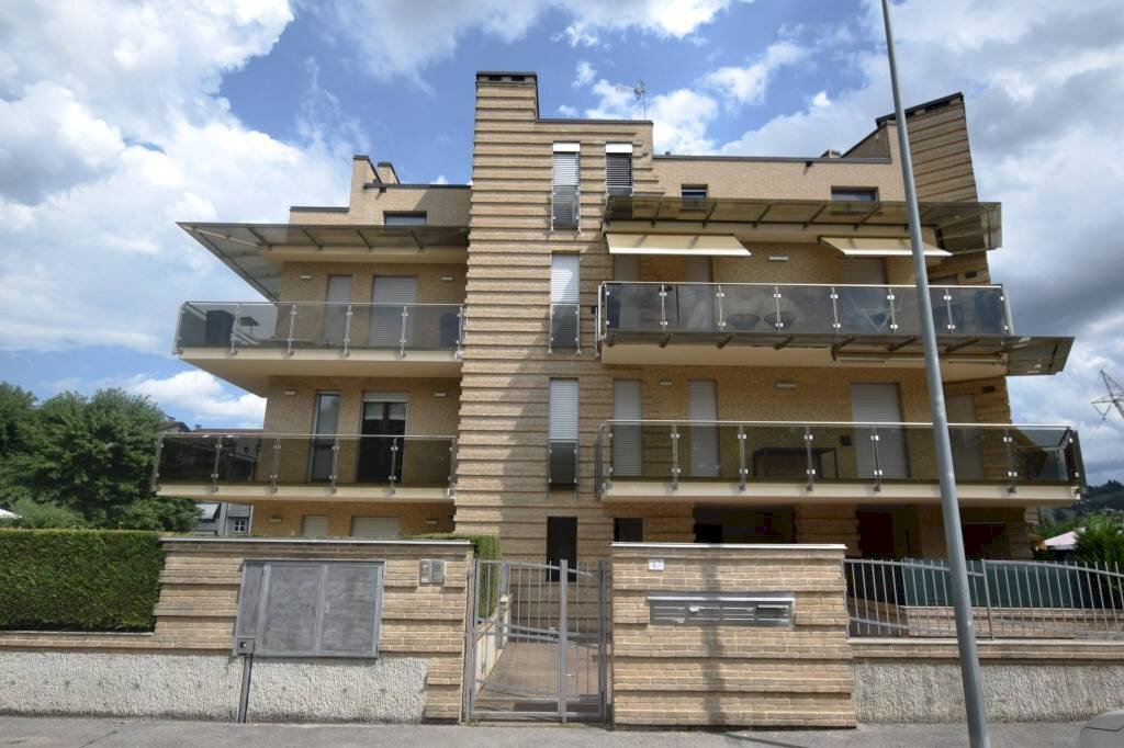 Facciata - Four-room apartment via San Fiorenzo, 33, Mondovì - photo 2