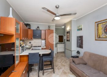 Two-room apartment Via Messina, Collegno - photo 1
