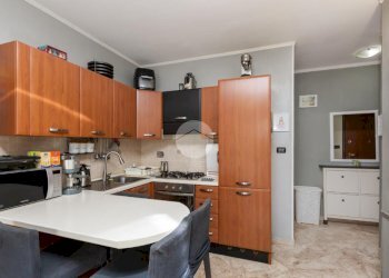 Two-room apartment Via Messina, Collegno - photo 2