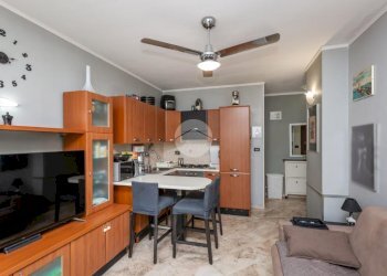 Two-room apartment Via Messina, Collegno - photo 4