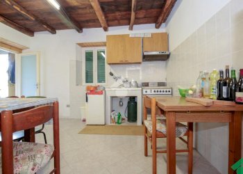 Portion of a house Via Zandrina, Stella - photo 15