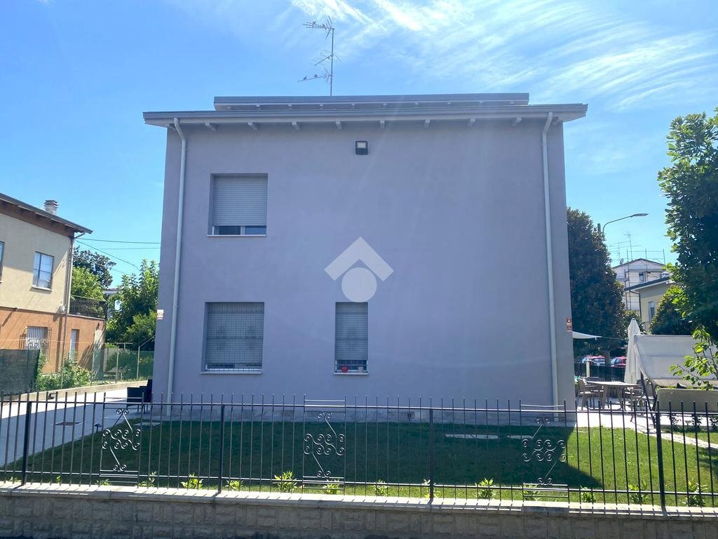 Villa Via Giovanni Caboto, Mirandola - photo 2