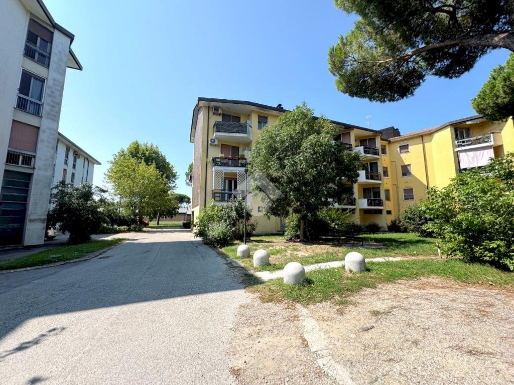 Quadrilocale Via Lago Maggiore, Ravenna (zona Teodorico) - foto 3