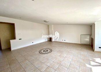 Foto 3 - Attico via l'aquila
 
48, L'Aquila - foto 3