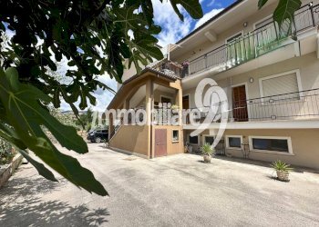 Foto 1 - Trilocale via Giustino Baldassarre
 
8, L'Aquila - foto 1