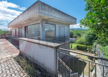 Foto 3 - Locale Commerciale Via Riviera Liri Primo
 
8, Ceprano - foto 3