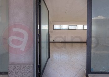 Foto 8 - Locale Commerciale Via Riviera Liri Primo
 
8, Ceprano - foto 8