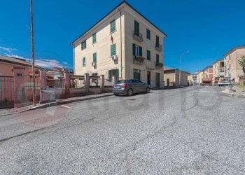 Foto 5 - Locale Commerciale Via Giuseppe Mazzini
 
16/18, Ceprano - foto 5