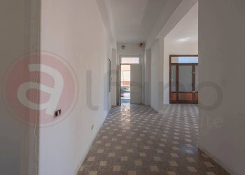 Foto 14 - Locale Commerciale Via Giuseppe Mazzini
 
16/18, Ceprano - foto 14