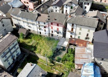 Edificio all\'aperto - Casa semi indipendente Gurro - foto 2