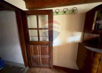 Hall / corridoio - Casa semi indipendente Gurro - foto 9