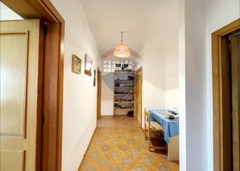 Hall / corridoio - Casa indipendente Contrada Villa Andreoli
 
196, Lanciano - foto 93