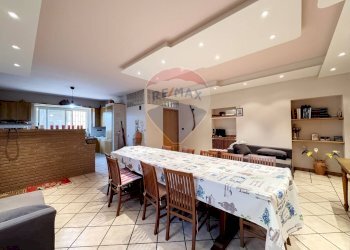 Sala da pranzo - Casa indipendente Contrada Villa Andreoli
 
196, Lanciano - foto 118