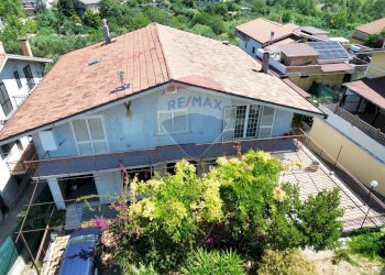 Casa all\'aperto - Casa indipendente Contrada Villa Andreoli
 
196, Lanciano - foto 146