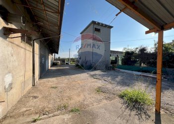 Edificio all\'aperto - Laboratorio Via Colle Alto
29, Frisa - foto 4