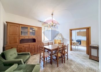 Sala da pranzo - Independent house Via IV Novembre
 
6, Frisa - photo 2