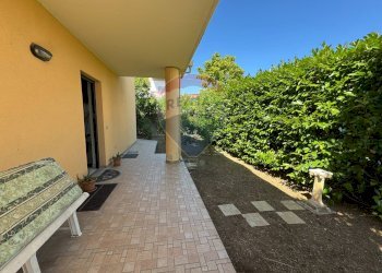 Terrazza - Casa semi indipendente Santa Giusta
 
97/C, Lanciano - foto 7