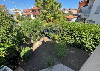 Giardino - Casa semi indipendente Santa Giusta
 
97/C, Lanciano - foto 9