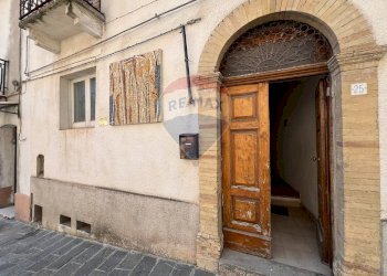 Edificio all\'aperto - Casa indipendente Via Pallano
 
31, Tornareccio - foto 1