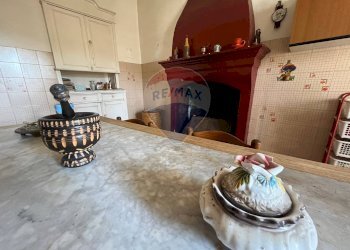 Cucina - Casa indipendente Via Pallano
 
31, Tornareccio - foto 7