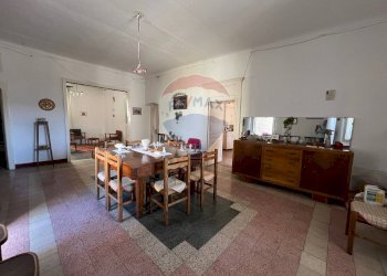 Sala da pranzo - Casa indipendente Via Pallano
 
31, Tornareccio - foto 15