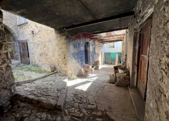 Stanza vuota - Casa indipendente Via Pallano
 
31, Tornareccio - foto 34