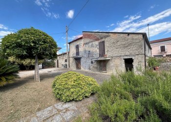 Casa all\'aperto - Casa indipendente Via San Tommaso
 
126, Perano - foto 6