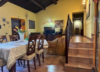 Sala da pranzo - Casa indipendente Via San Tommaso
 
126, Perano - foto 14